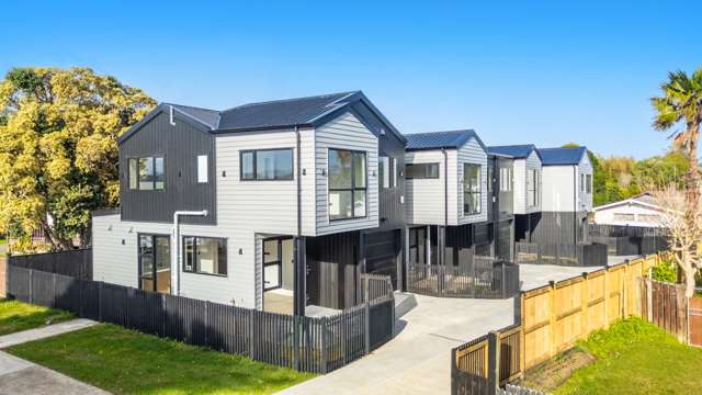 Brand new modern living in the heart of Manurewa