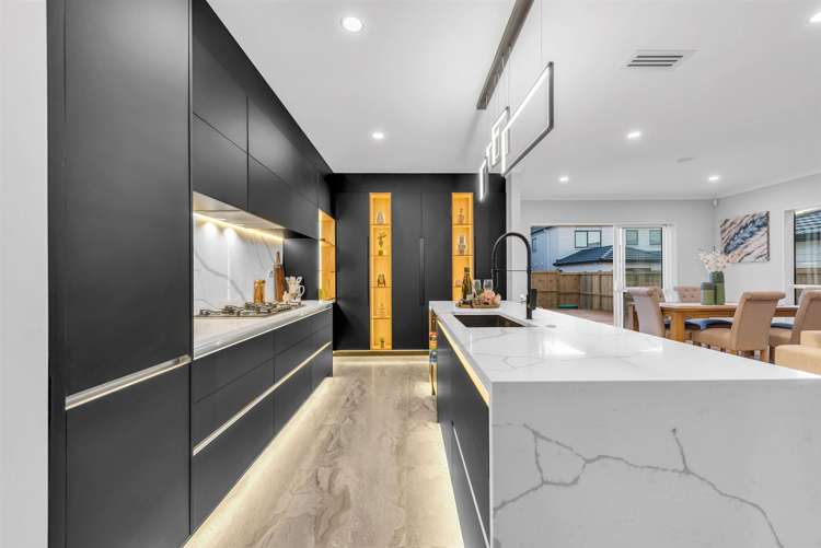 15 Tullymore Drive Flat Bush_5