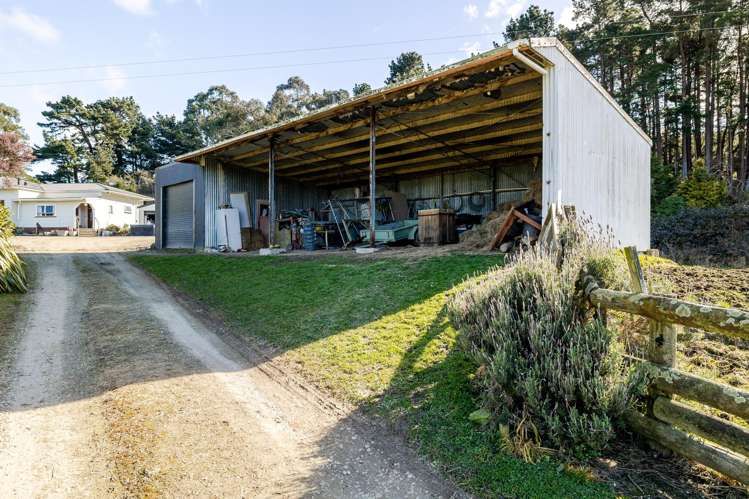 803 Range Road Pongaroa_18