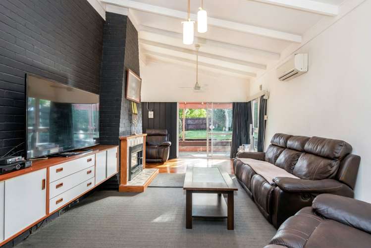 2/103 Botany Road Botany Downs_12