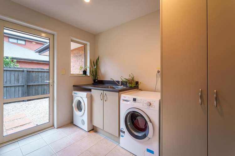 9 Saint Clair Close Harewood_12