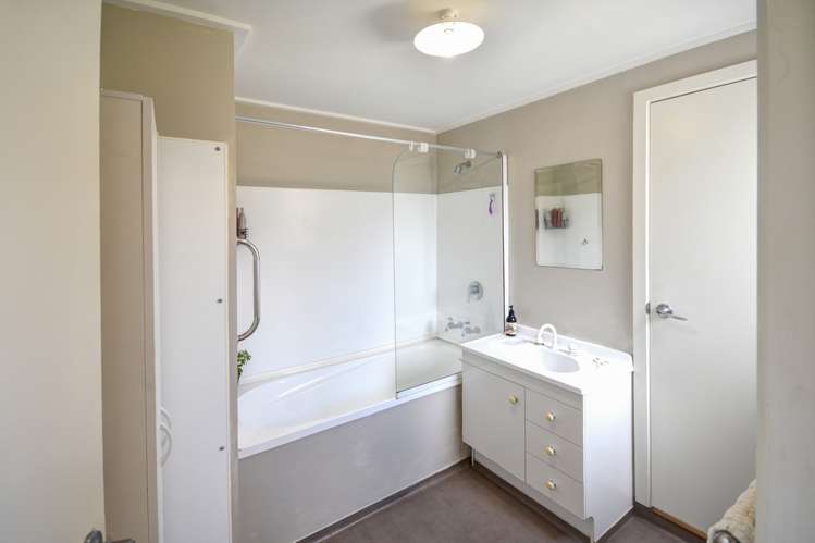 9 Cashel Street South Dunedin_8