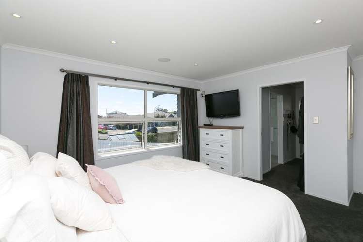 7 Amy Way Bell Block_25