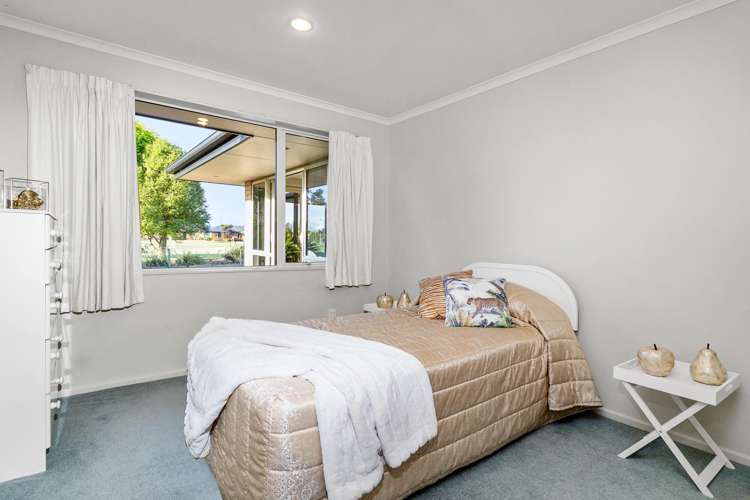 3 Avening Close Blenheim Central_18