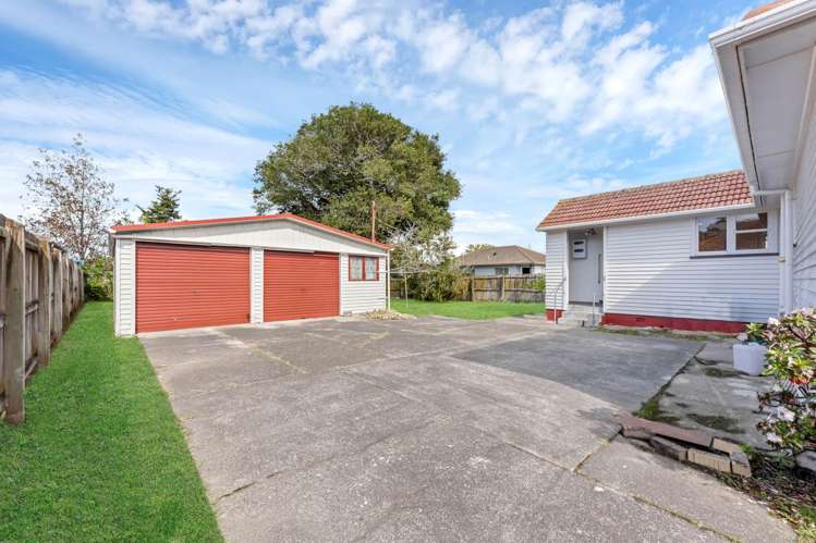 9 Holbrook Street Avondale_13