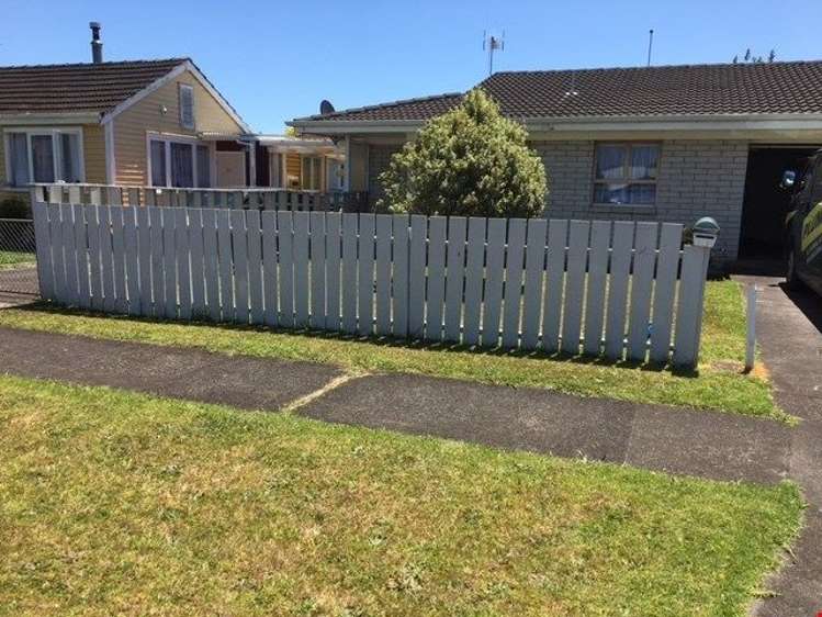 2/16 Berkeley Road Manurewa_0