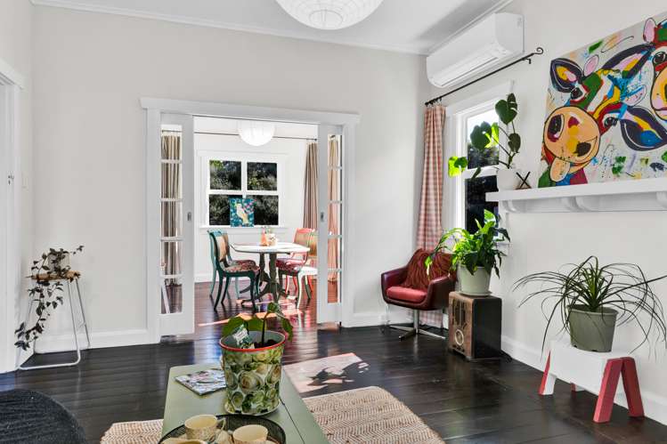 87 South Road Manaia_5