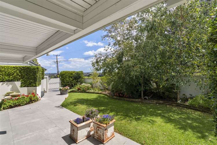 1 Seacliffe Avenue Belmont_33