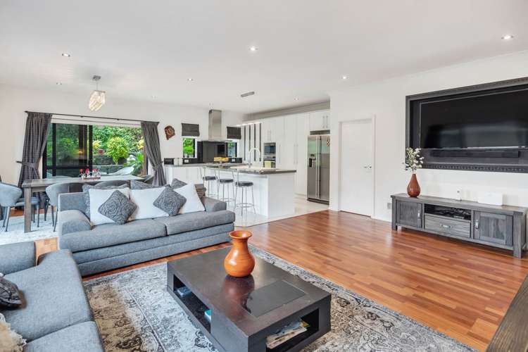 11 Silvana Drive Flat Bush_7