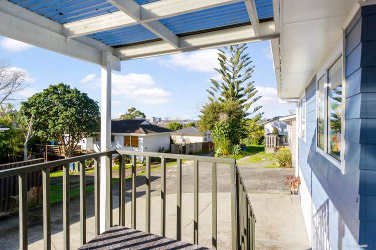 2/21 Solar Road Glen Eden_15