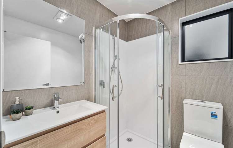 8/144 Titirangi Road New Lynn_5