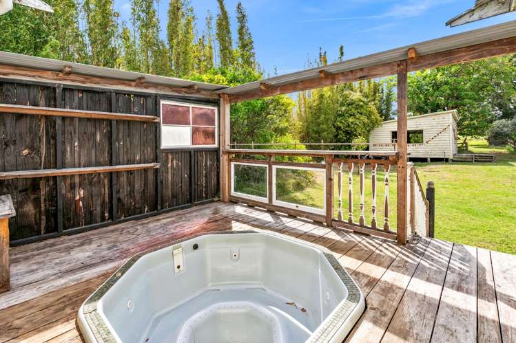 1068 Oruawharo Road Kaiwaka_25
