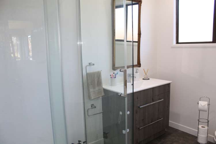 81 Pairatahi Road Kaingaroa_13