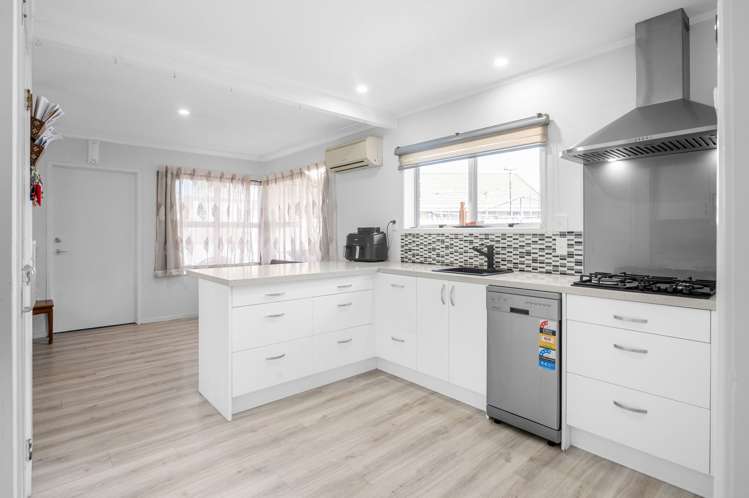 38 Insoll Avenue Enderley_5