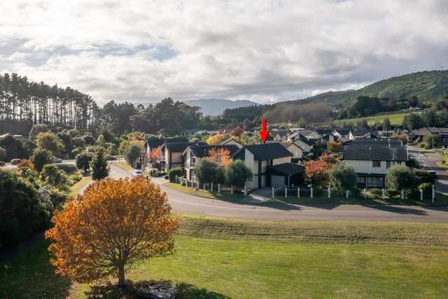 Scenic Setting, Simple Living