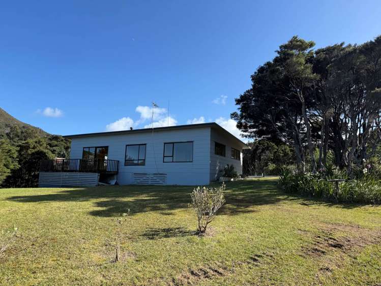 4,6,8 Iona Road Great Barrier Island_23