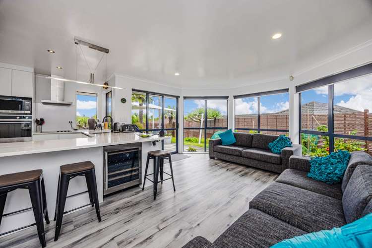 28 Earnslaw Crescent Flat Bush_1