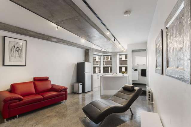 Pared Back Parnell Pied A Terre