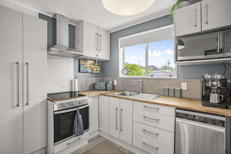186C Wellington Road Wainuiomata_1