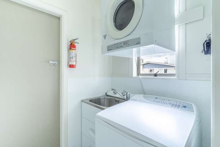 10 Hillary Street Winton_11