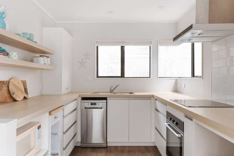 248 Range Road Papamoa_2