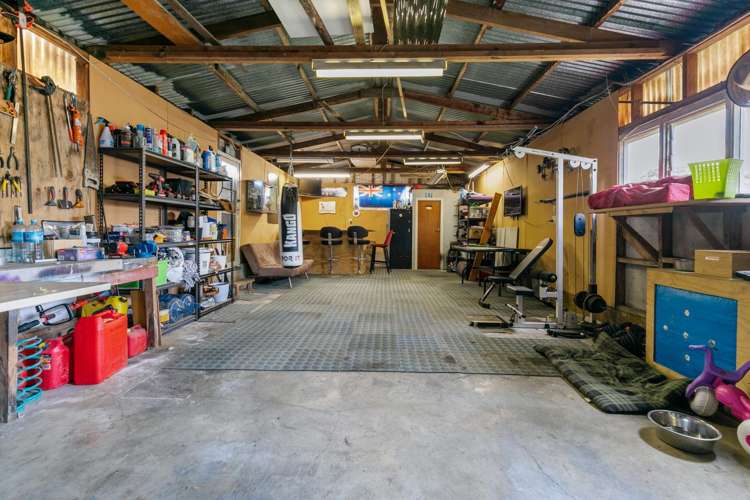 14 Riverpark Crescent Henderson_15