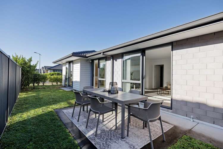 11 Taffe Crescent Pyes Pa_22