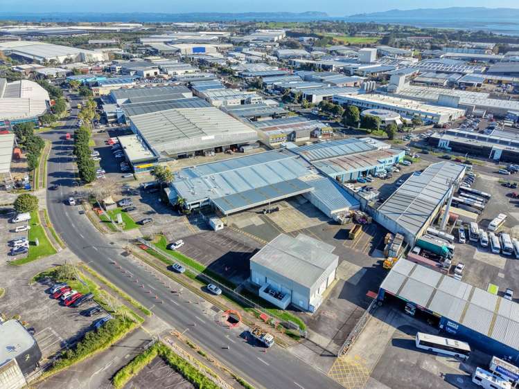 33 Richard Pearse Drive Mangere_1