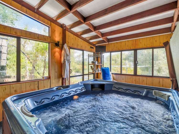 11 North Way Titirangi_27