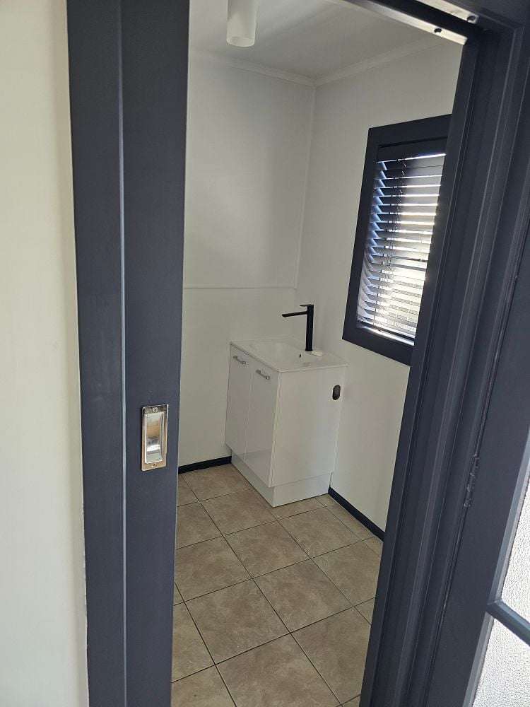 8 Snead Place Hamilton East_13