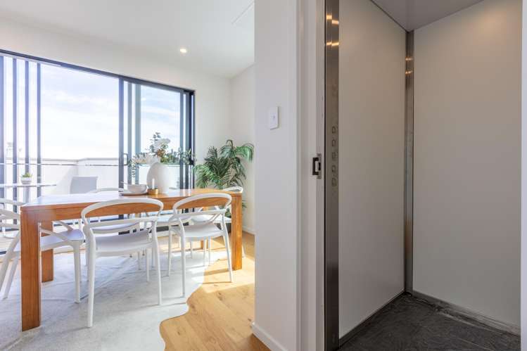 7/32 Karori Cresent Orakei_11