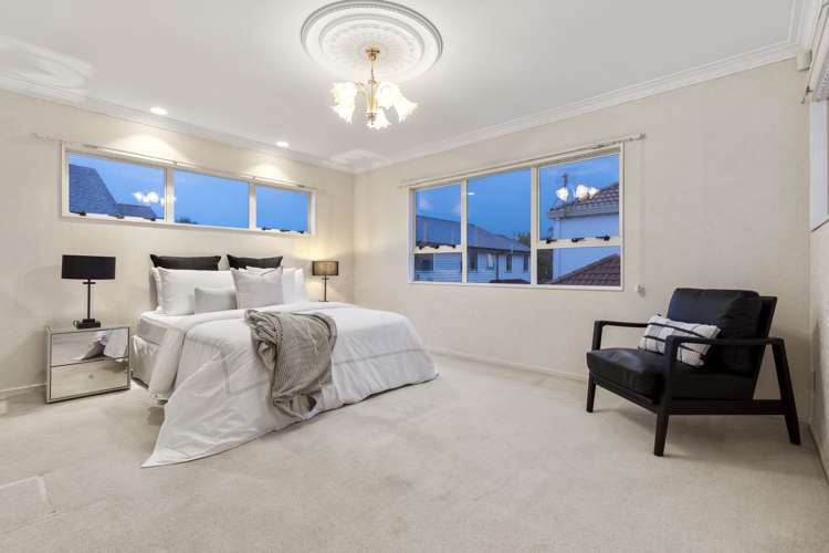 30a Queen Mary Avenue Epsom_9