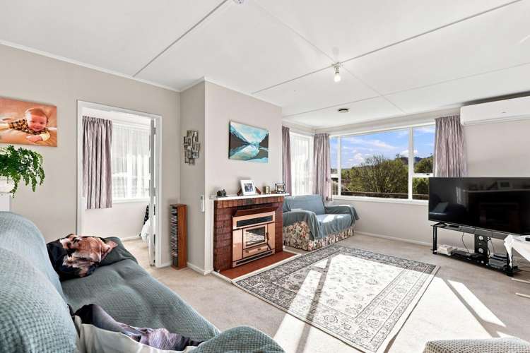 10 Columba Avenue Calton Hill_9