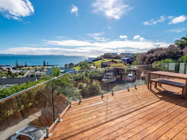 7 Dudley Crescent Cable Bay_22