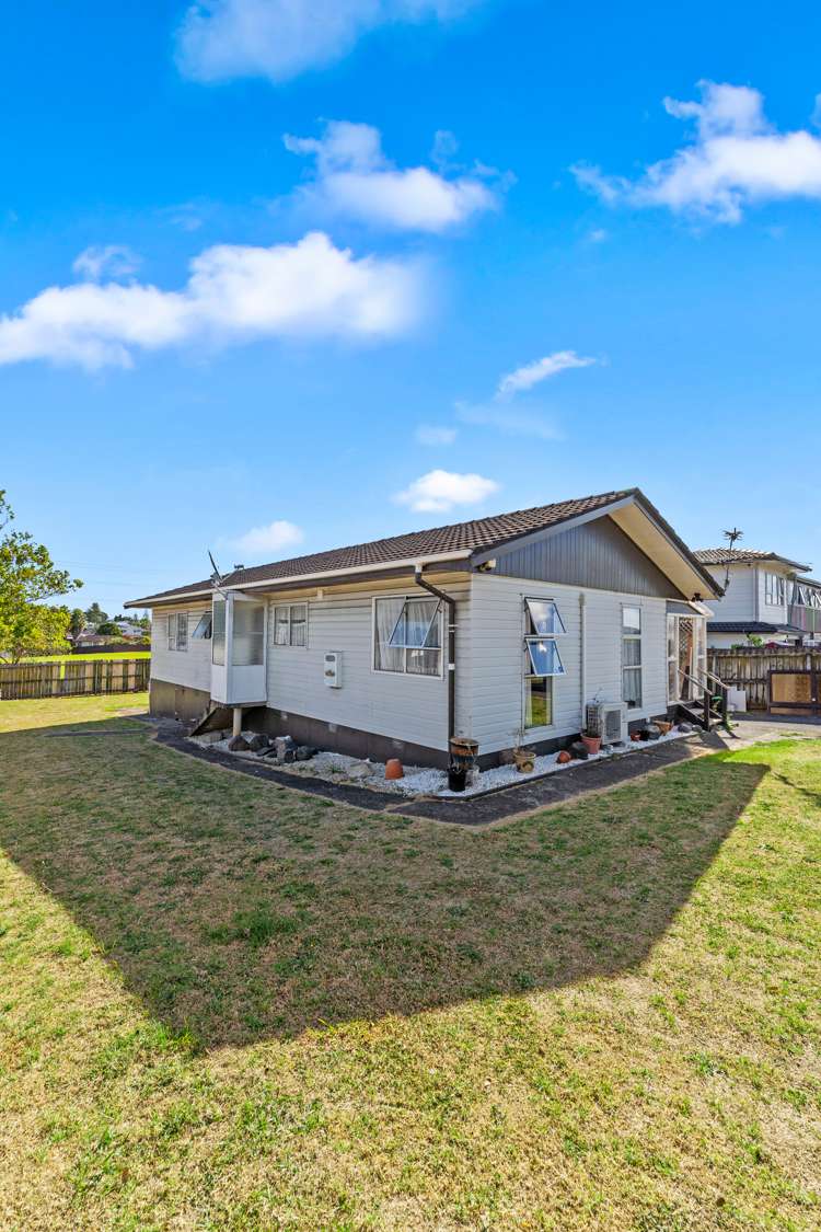 15 Dillon Crescent Clover Park_24