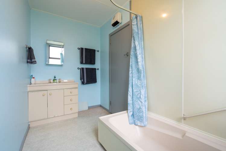 178 Bay View Road South Dunedin_13