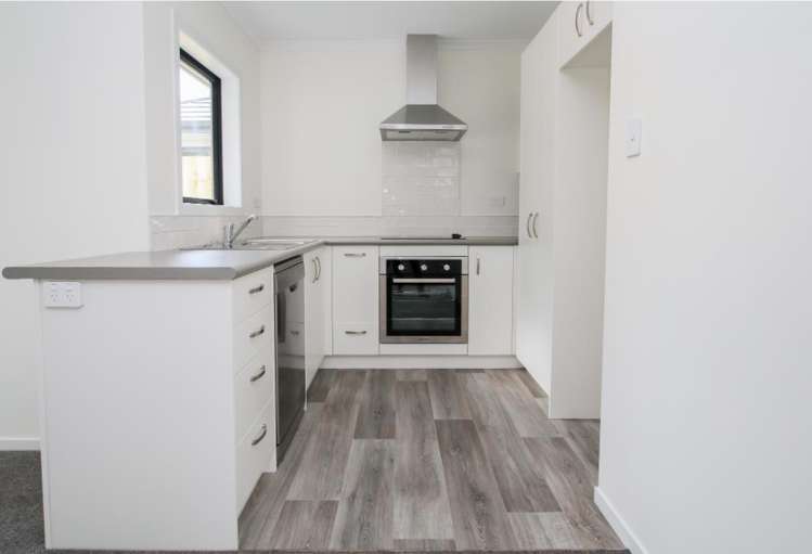 2/10 Morrison Crescent 1071_1