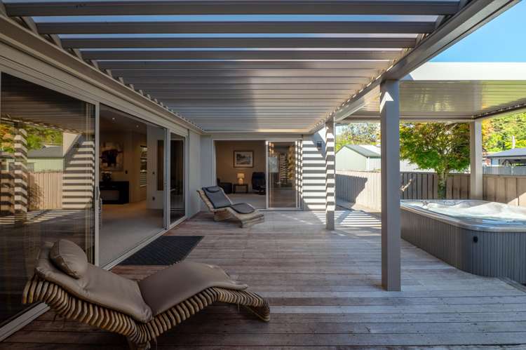 17 Steep Street Lake Okareka_12