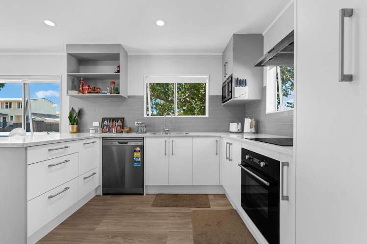 14A Lorraine Avenue Mount Albert_6
