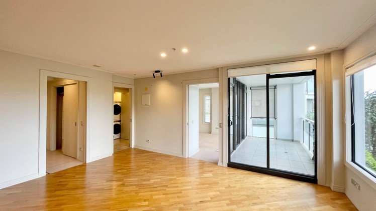 1G/24 James Cook Crescent Remuera_13