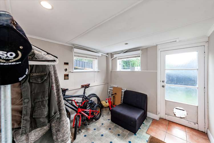 50 Uxbridge Road Mellons Bay_16