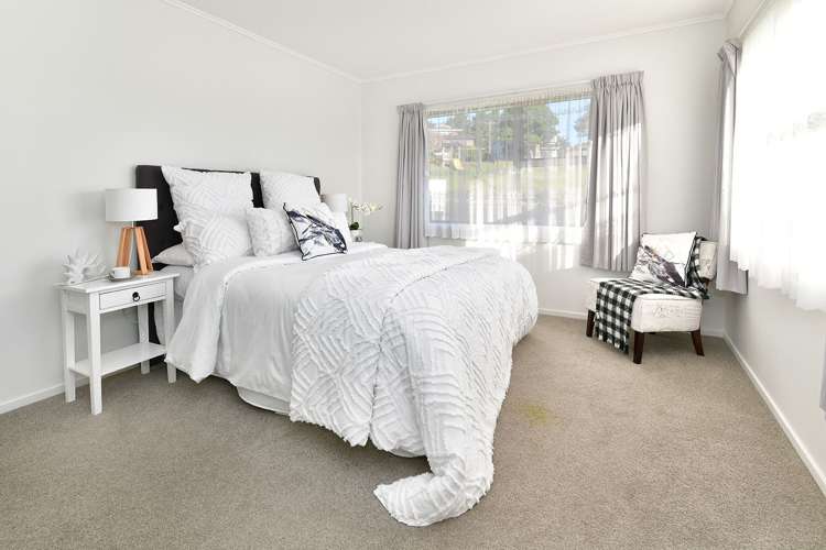 15 Hand Road Helensville_11