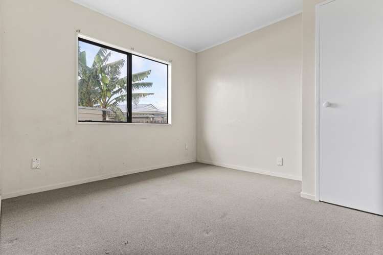 1/12 Templeton Place Clendon Park_10