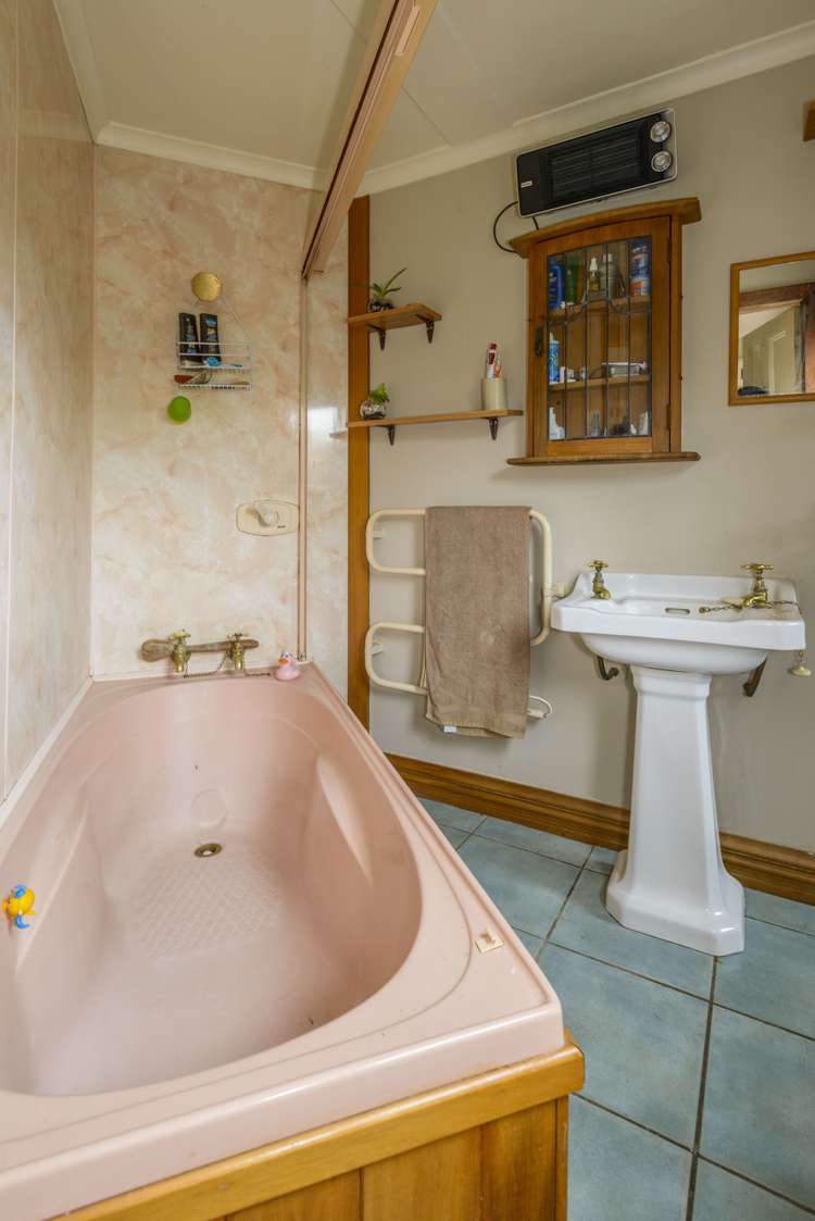 52 Hawkhurst Road Lyttelton_15