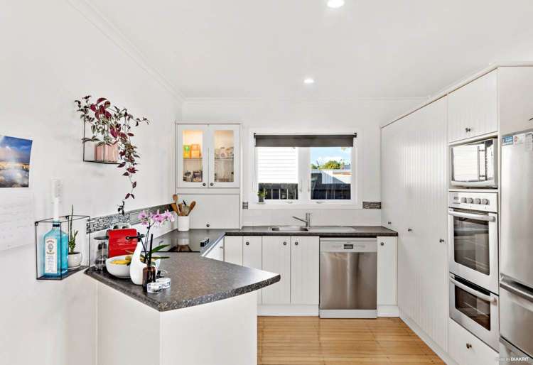 22 Strid Road Te Atatu South_2