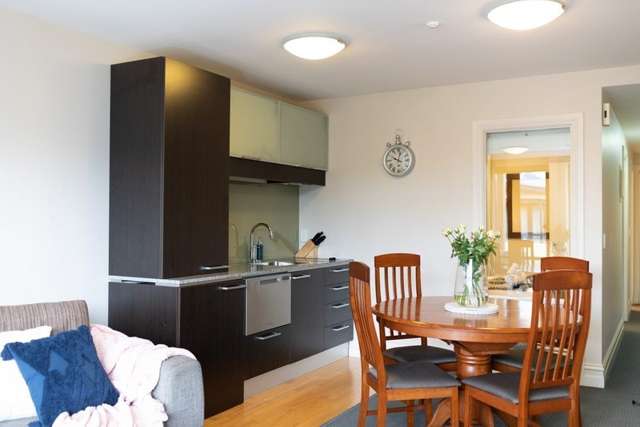 610/34 Lake Esplanade Queenstown_3