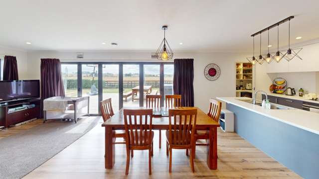 14 *George Street 10985_4