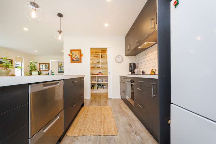 77 Pharazyn Street Feilding_18