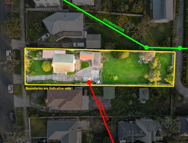 Estate Sale: 1024m2 Developer's Dream in the Bay!