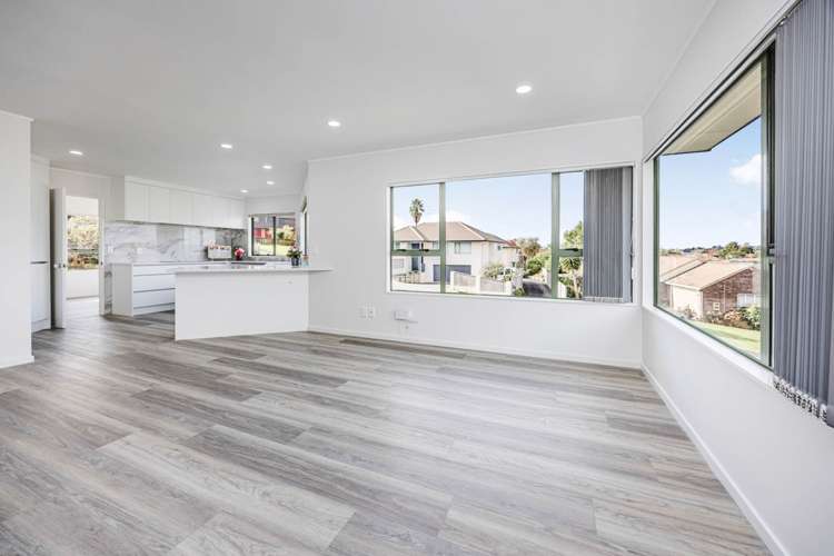 2/14 Kells Place Botany Downs_9